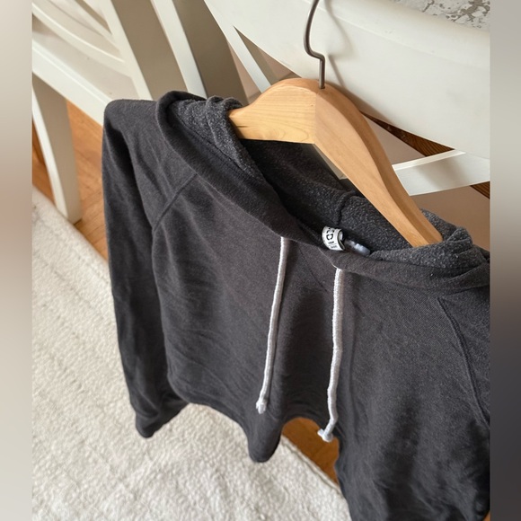 H&M Charcoal Grey Cropped Pullover Hoodie - Picture 2 of 9